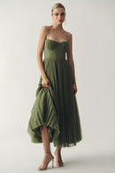 Era | Women's dress with flared waist