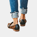 Women's loafers with stitched edge and rounded toe