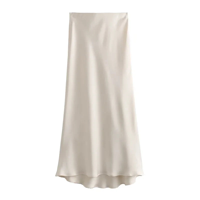 Women’s skirt with flowing shape and high waistband